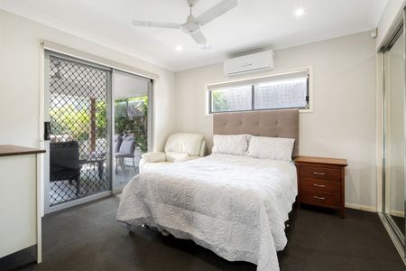 Stunning Family Home with Solar Power, 5 Air Conditioners & Premium Lifestyle Location - Photo 3