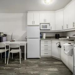 1 room apartment of 81m² in Quebec - Photo 2