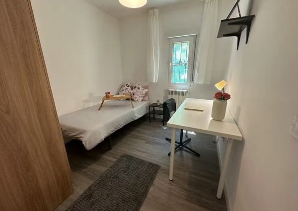 Calle de Carracedo, Madrid, Community of Madrid 28024