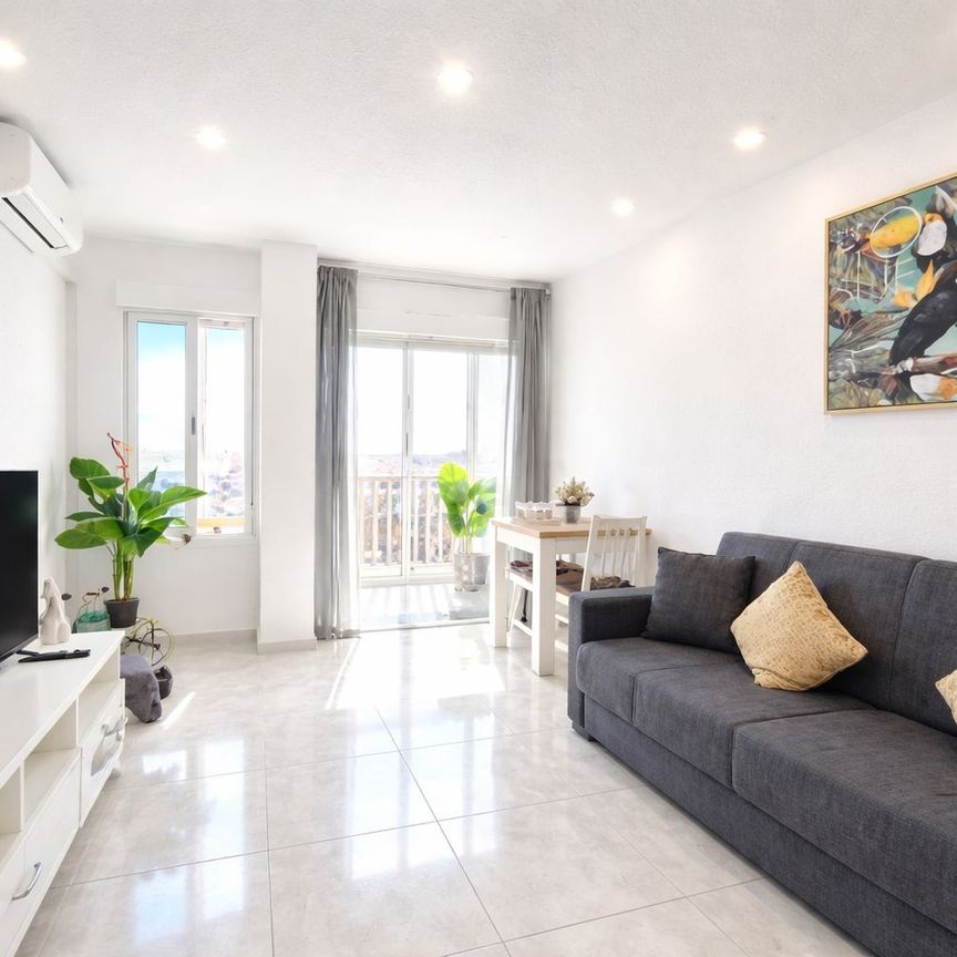 Alquiler de ático en Avenida Gamonal, 8 - Photo 1