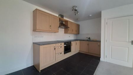 2 bedroom apartment to rent - Photo 4