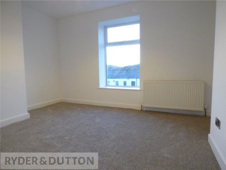 2 bedroom terraced house to rent - Photo 4