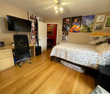 Condo 2 chambres complètement meublé au centre- ville de Montréal. - Photo 4