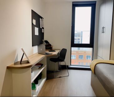 Ensuite Silver - Photo 4