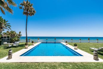 Luxury Villa for rent in San Pedro de Alcántara, Andalusia
