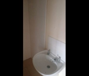 1 Bed Flat, St John's S, S60 - Photo 6