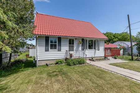 For Lease - 3930 Highway 9 Road, King, Ontario - Photo 5