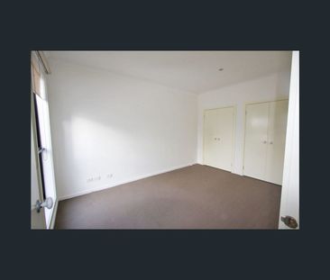 36 Sydney Street, Footscray, Vic 3011 - Photo 5