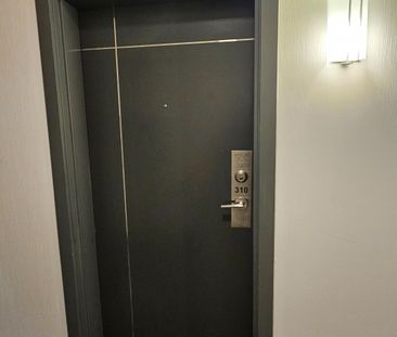 For Lease - 3170 Erin Mills Parkway Unit# 310, Mississauga, Ontario - Photo 4