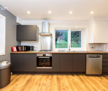 5 bedroom semi-detached house to rent - Photo 5