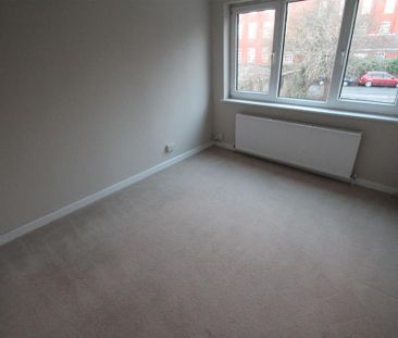 5 bedroom semi-detached house to rent - Photo 1