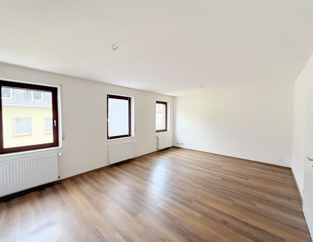 GROßZÜGIGE MASIONETTE WOHNUNG IN KREFELDER INNENSTADT ZU MIETEN! - Foto 1