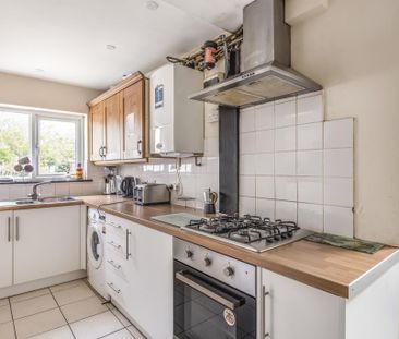 6 bedroom semi-detached house to rent - Photo 4