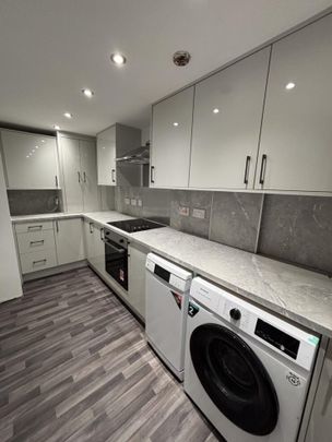 flat 4 66 Victoria Road, Leeds, LS6 1DL - Photo 1