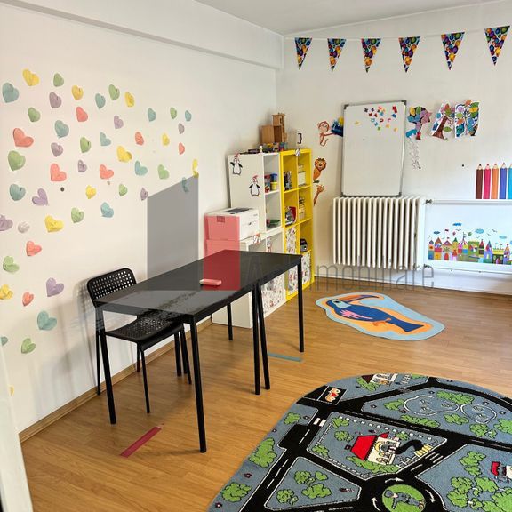 Vila de inchiriat pentru activitate afterschool/cursuri (... - Fotografie 1