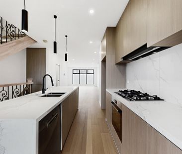 Brand New Luxury Townhouse with Study, Family Retreat & Designer Fi... - Photo 5