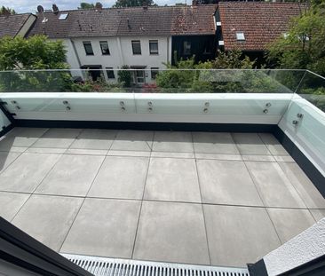 Moderne und neue 3-Zimmer-Wohnung, Gäste-WC, EBK, Aufzug, TG-Platz,... - Photo 4