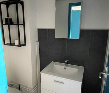 Location Appartement 1 pièce 14m² - Photo 3