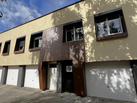 Location Appartement 1 pièce 19m² ST MAUR DES FOSSES 94210 - Photo 2