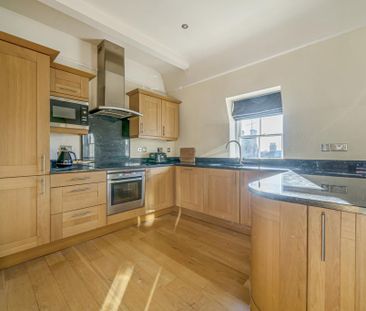 2 bedroom apartment to rent - Photo 3