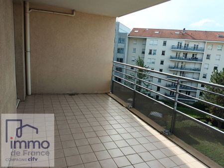 Appartement 4 pièces - 69003 Lyon 3e Arrondissement - Photo 2