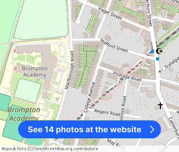 College Avenue, Gillingham, ME7 - Photo 1