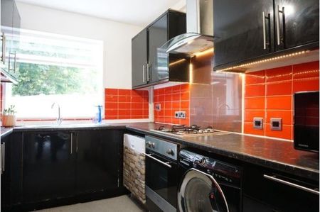 3 Bed Semi-Detached House, Saltney Avenue, M20 - Photo 4