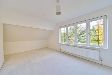 5 bedroom detached house to rent - Photo 3
