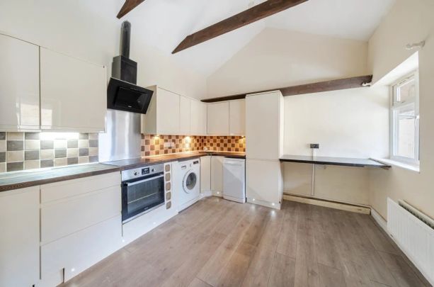 2 bedroom bungalow to rent - Photo 1