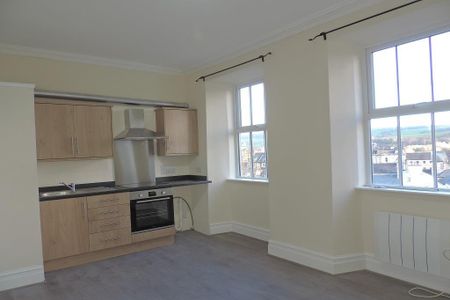 1 bedroom apartment to rent - Photo 2