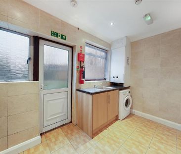 3 bedroom detached bungalow to rent - Photo 5