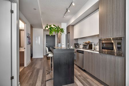 For Lease - 5230 Dundas Street Unit# 430, Burlington, Ontario - Photo 2