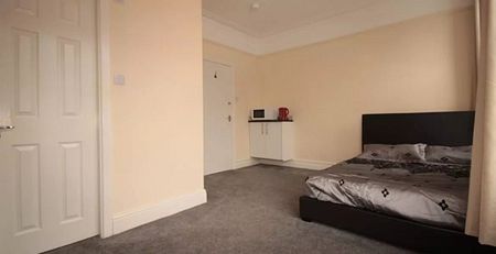 6 Bed - 5 Winston Gardens, Headingley, Leeds - LS6 3LA - Student - Photo 2