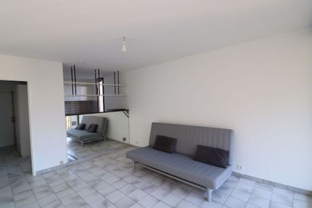 Appartement 2 pièces 42m2 MARSEILLE 8EME 750 euros - Photo 4