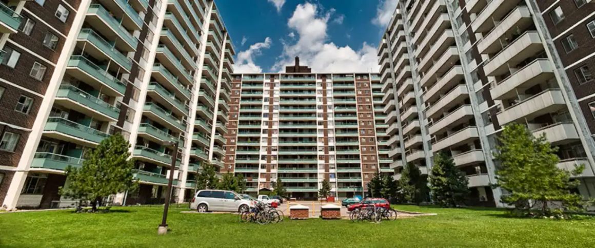 Rose Park | 670 Parliament Street, Toronto - Photo 1