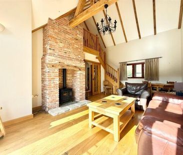 2 bedroom semi-detached house to rent - Photo 3