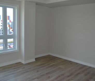 For Lease - 397 Codd's Road Unit# 604, Manor Park - Cardinal Glen a... - Photo 3