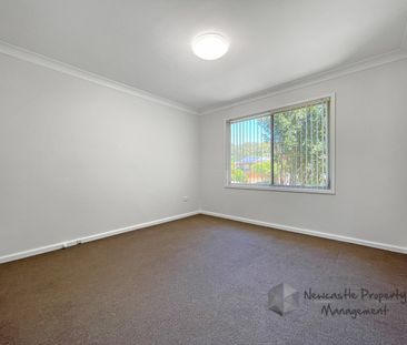 1 Valiant Crescent, Valentine - Photo 1