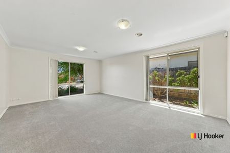Easy Care Family Living in MacGregor - Photo 3