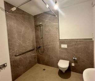 Wohnen im Alter! Seniorenwohnung im Neubau in Kaulsdorf Nord. - Photo 3