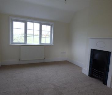 2 bedroom house to rent - Photo 1