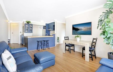 North Facing Apartment in Prime Wollongong CBD - Photo 4