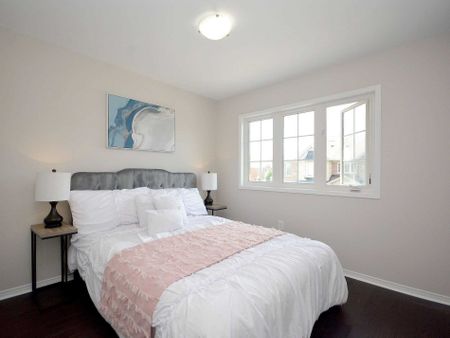 For Lease - 745 Farmstead Drive Unit# 18, Milton, Ontario - Photo 4