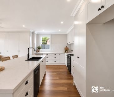 Heritage Charm Meets Modern Luxury in the Heart of Windsor - Photo 6