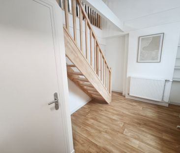 Location Appartement 2 pièces 16m² - Photo 2
