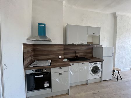 Appartement 2 pièces 34m2 MARSEILLE 5EME 609 euros - Photo 5