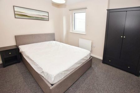 2 bedroom flat to rent - Photo 5