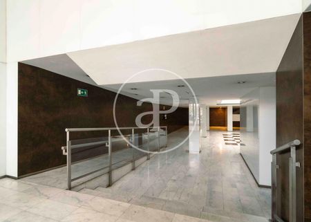 Luxury flat for rent in Almagro (Madrid) - Photo 5