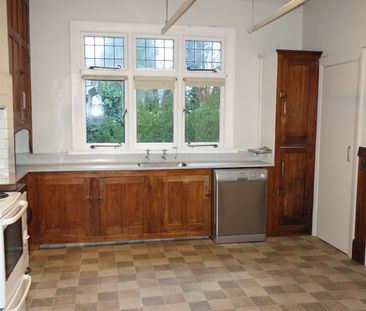 4-5 Bedrooms - Character and Space - Christchurch Girls' & Boys' Zone - Photo 4