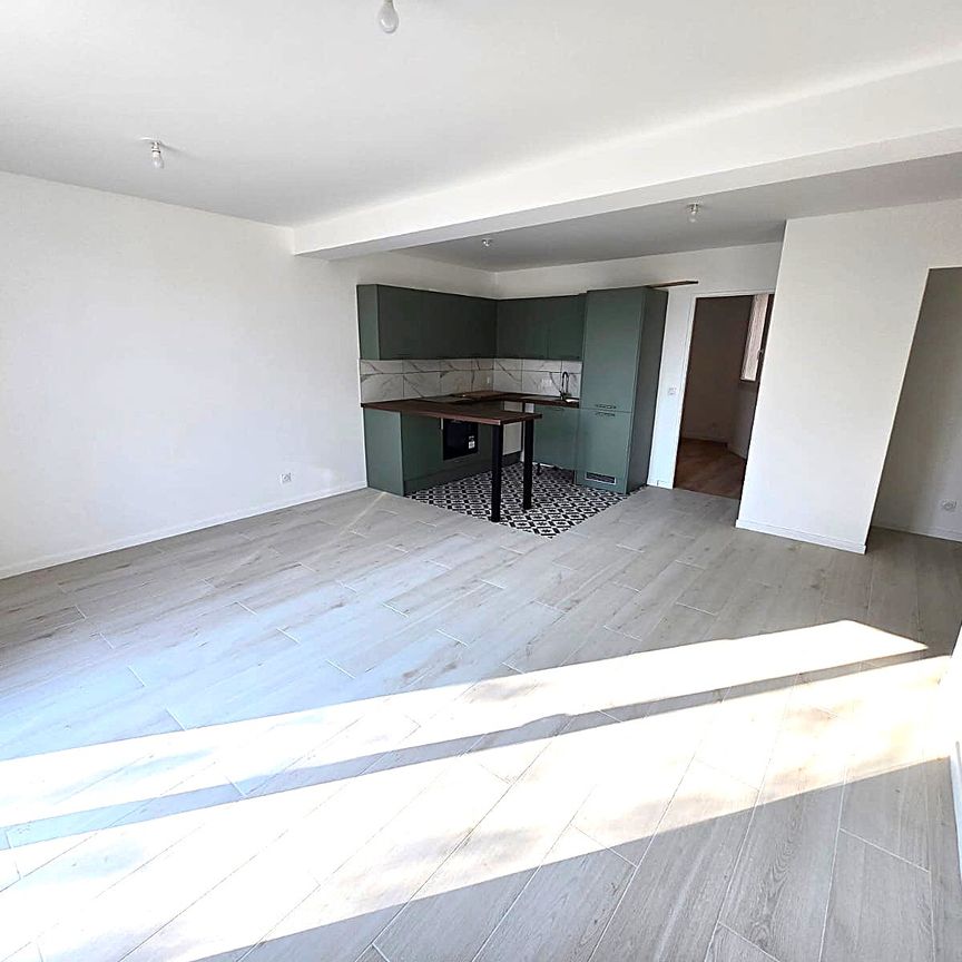 Location Appartement 3 pièces 63m² BOISSY ST LEGER 94470 - Photo 1